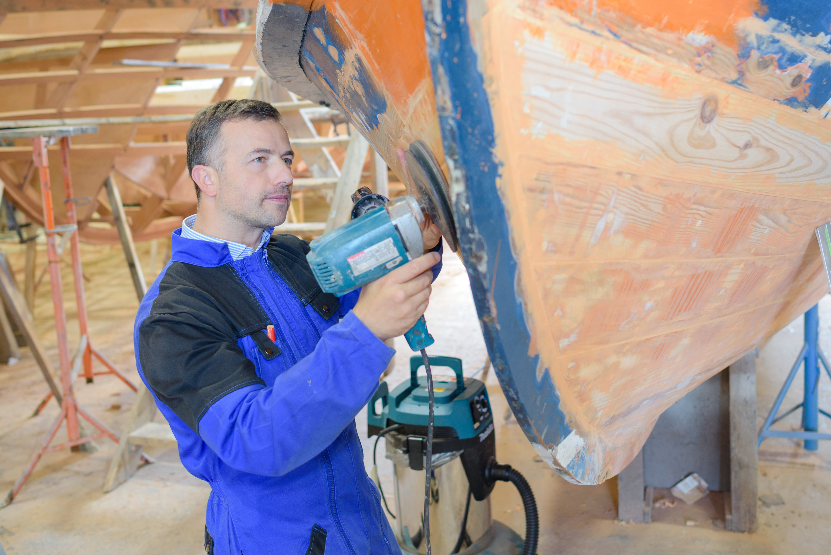 polishing the boat hull